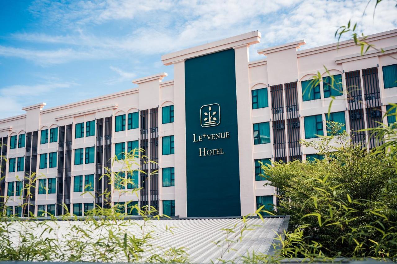 Le'venue Hotel Bangi Extérieur photo